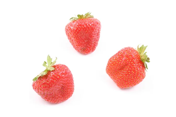 Frische Und Köstliche Erdbeeren Isoliert Auf Weiß — Stockfoto
