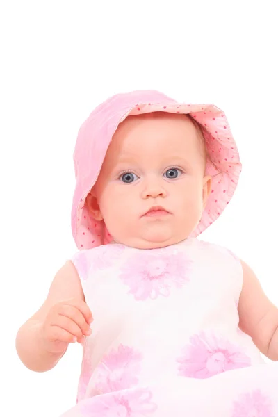ピンクのドレスと帽子を白で隔離される ヶ月の赤ちゃん女の子 — ストック写真