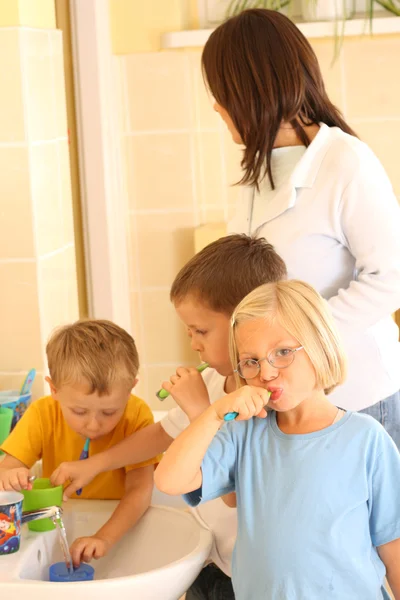 Preschoolers Bathroom Ready Clean Teeth — Stock Photo, Image