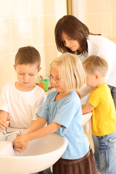 Preschoolers Bathroom Washing Hands — Stock Photo, Image