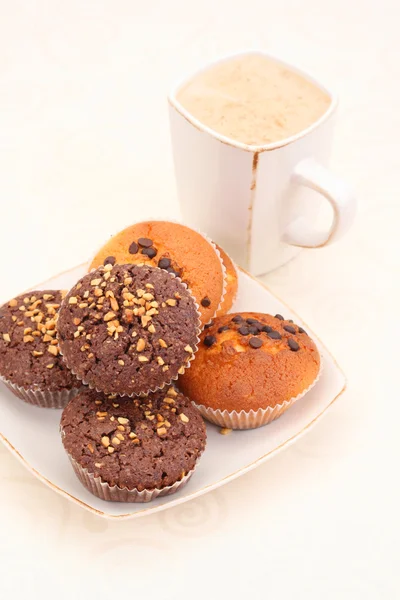 Plaat Van Chocolade Muffins Close Ups — Stockfoto