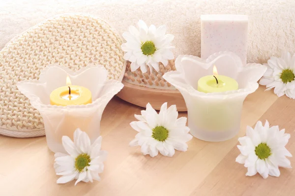 Θεραπεία Ομορφιάς Πετσέτα Κεριά Και Λουλούδι Όλα Όσα Χρειάζεστε Για — Φωτογραφία Αρχείου