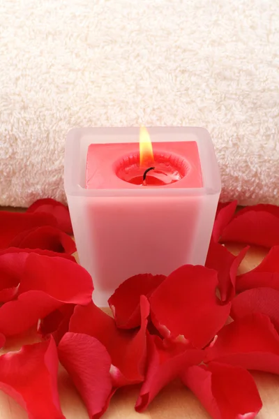 Zabiegi Kosmetyczne Świeca Ręcznik Róże Wszystko Potrzebować Wobec Mieć Niektórzy — Zdjęcie stockowe