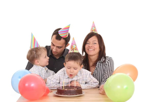 Семья Празднует День Рождения Именинный Торт Много Веселья — стоковое фото