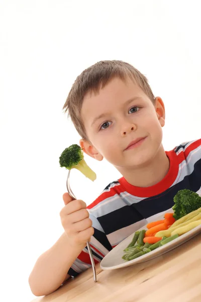 Lat Chłopiec Talerz Gotowanych Warzyw Białym Tle — Zdjęcie stockowe