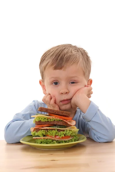 Fiú és nagy szendvics — Stock Fotó