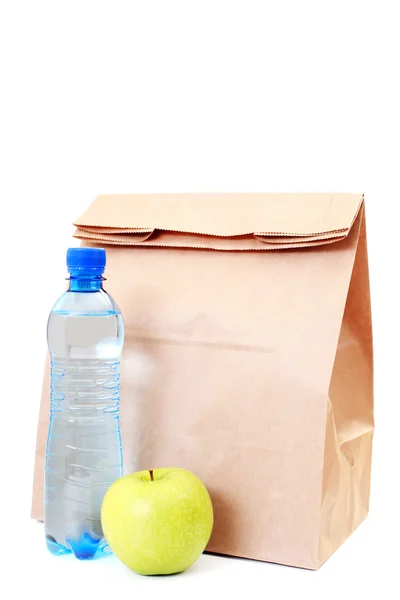 Бумажный пакет для обеда — стоковое фото