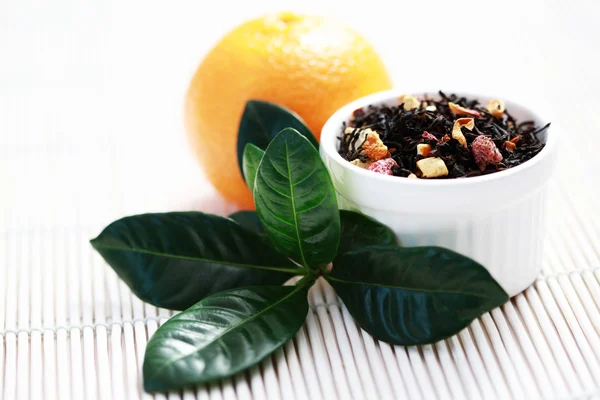 Μπολ Μανταρίνι Τσάι Φρέσκα Φρούτα Χρόνος Τσαγιού — Φωτογραφία Αρχείου