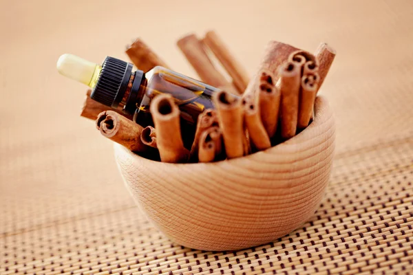 Cinnamon aromatherapy — Stock Photo, Image