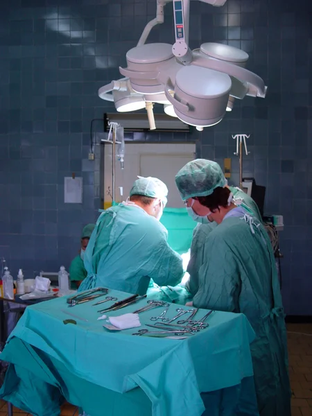 Хирурги — стоковое фото