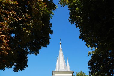 kilise kulesi