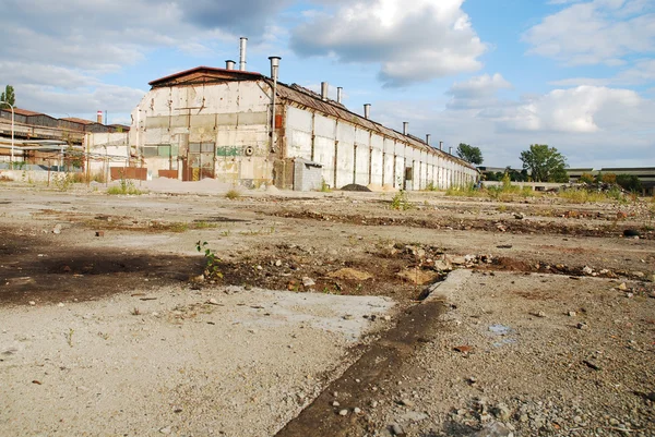 Entrepôt industriel abandonné — Photo