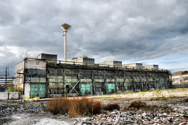 Elhagyott ipari raktár Stock Kép