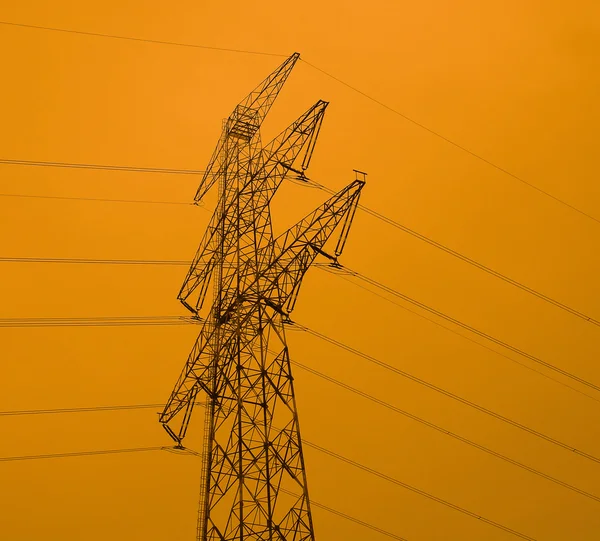 Nagyfeszültségű elektromos vezeték — Stock Fotó