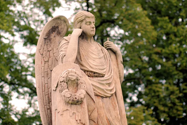 Estátua do anjo — Fotografia de Stock
