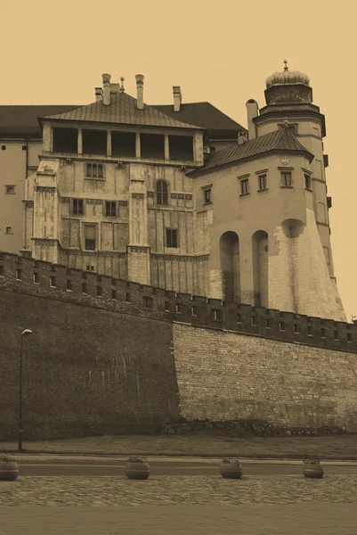 Foto de estilo antiguo del Castillo Real de Wawel, Cracovia — Foto de Stock