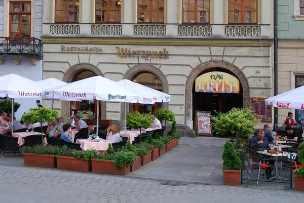 Berömda restaurangen "wierzynek" i Krakow Stockbild