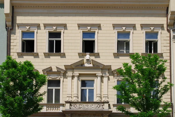 Oud huis op het hoofdplein van Krakau — Stockfoto
