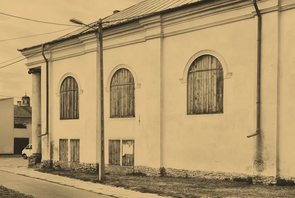Stará synagoga v klimontow. Polsko — Stock fotografie