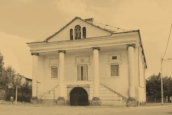 Oude synagoge in klimontow. Polen — Stockfoto