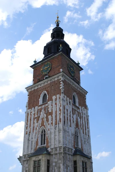 Municipio con orologio in estate Cracovia — Foto Stock