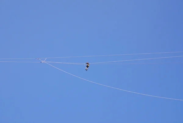 Climber hanging on rope — Stock Photo, Image