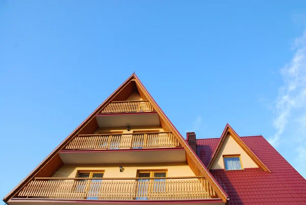 Dak en balkon — Stockfoto