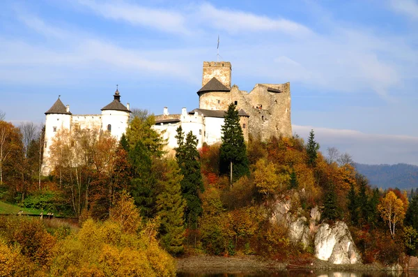 Niedzica的城堡波兰 — 图库照片