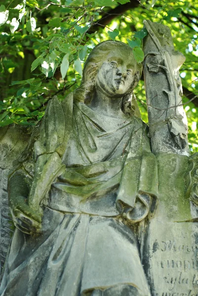 Estatua de mujer — Foto de Stock
