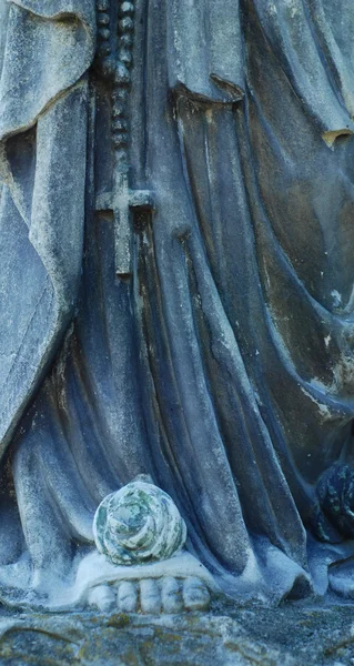Perna de pedra da estátua — Fotografia de Stock