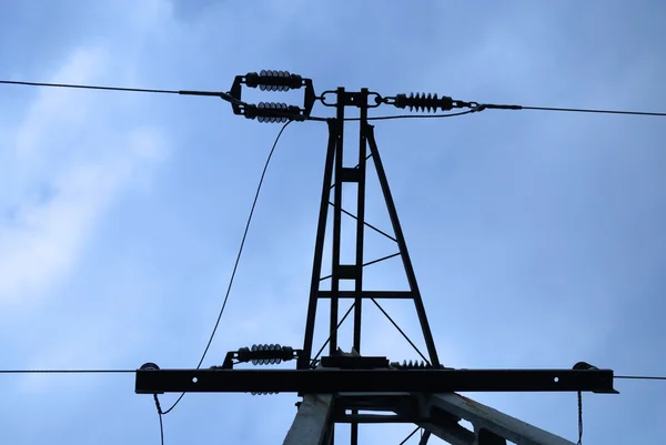 Yüksek voltaj güç hattı — Stok fotoğraf