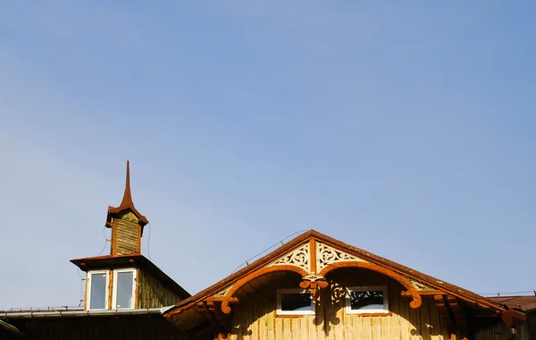 Deel van houten huis — Stockfoto