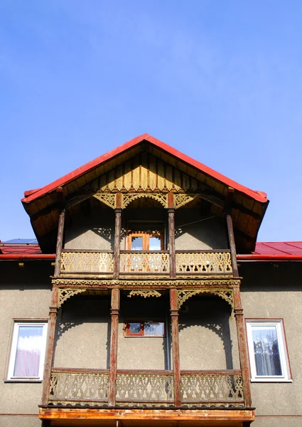 Deel van houten huis — Stockfoto