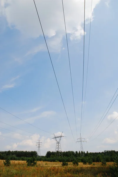 Elektrik hatları — Stok fotoğraf