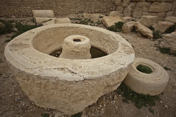 Ancien dispositif pour presser l'huile d'olive. Palmyre. Syrie — Photo