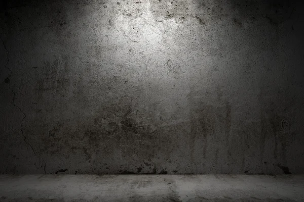 Chambre vide avec mur en béton grunge et sol en ciment — Photo
