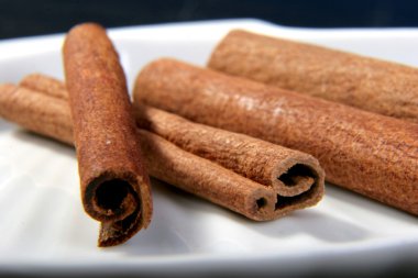 Cinnamon sticks clipart