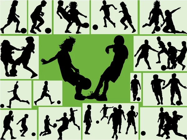 Crianças silhueta jogando futebol —  Vetores de Stock