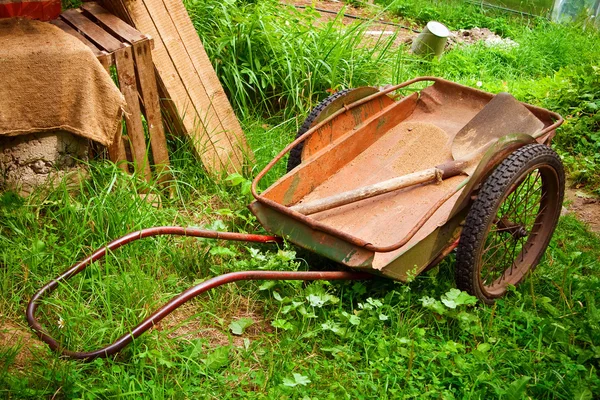 stock image Old Wagon And Spade