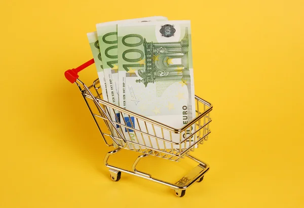 Cart with cash — Stock Photo, Image