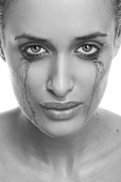 Gråtande kvinna med flödande make-up — Stockfoto