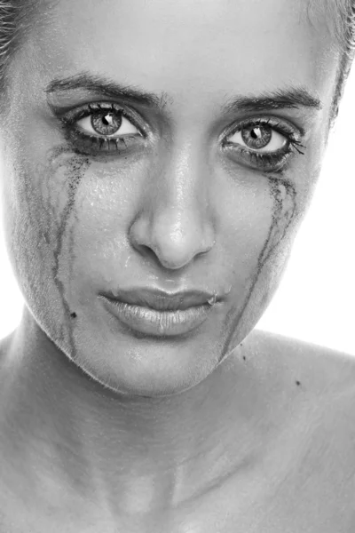 用流动的女人哭化妆 — 图库照片