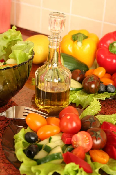 Tomatoe and oil — Stock Photo, Image