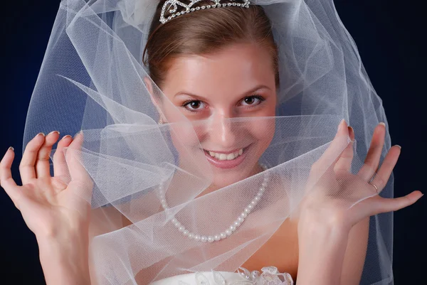 Shy beautiful bride — Stock Photo, Image