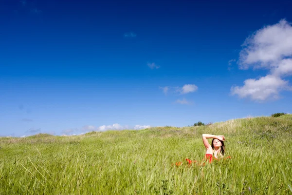 Woman and nature — Stock Photo, Image
