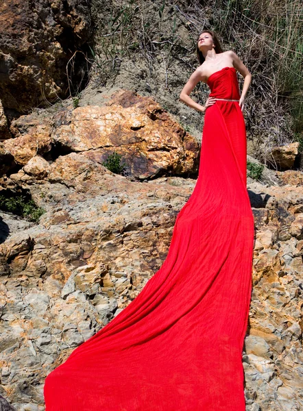 빨간색으로 여자 — 스톡 사진