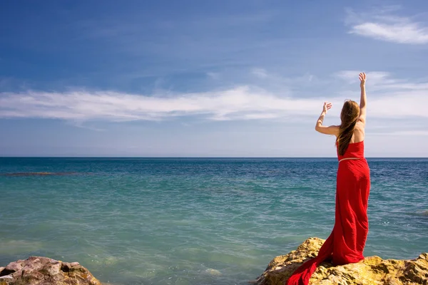 여자와 바다 해변 — 스톡 사진