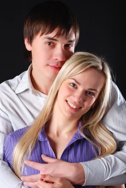 Mladý milující pár — Stock fotografie