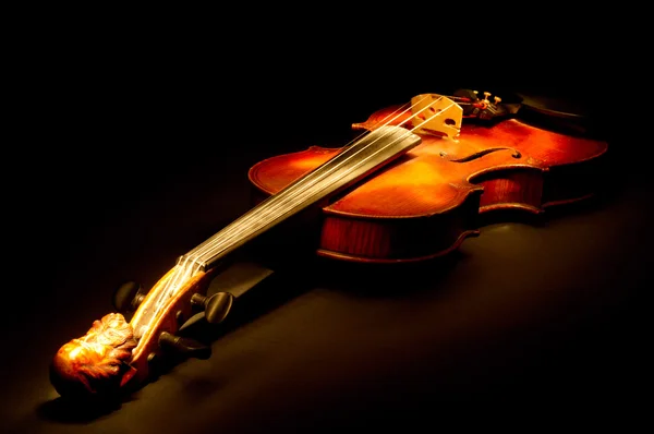 Vintage violin on black background — Stock Photo, Image