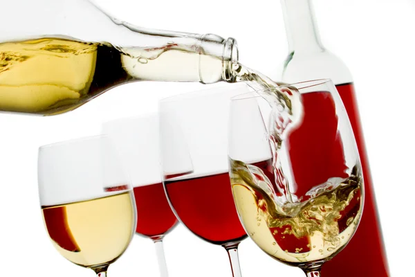 Красное и белое вино — стоковое фото